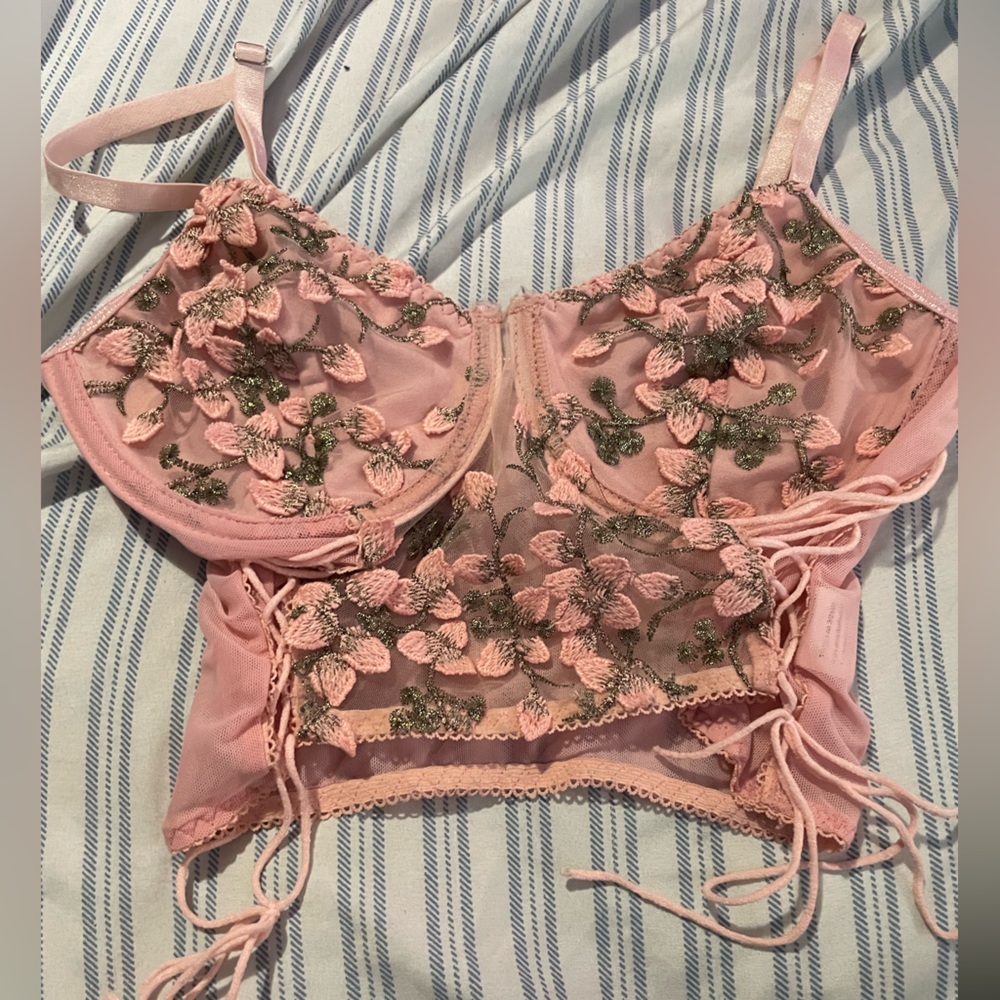 Elegant Pink Floral Lace Camisole